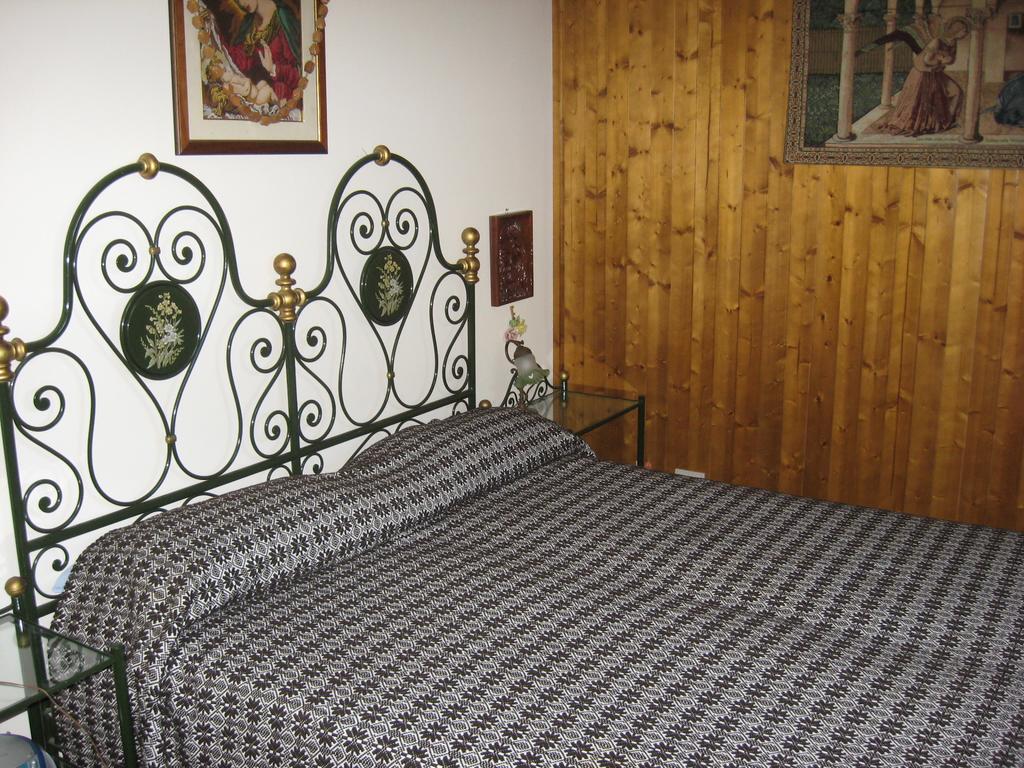 Le Tre Rose Montagna Leilighet Camigliatello Silano Rom bilde